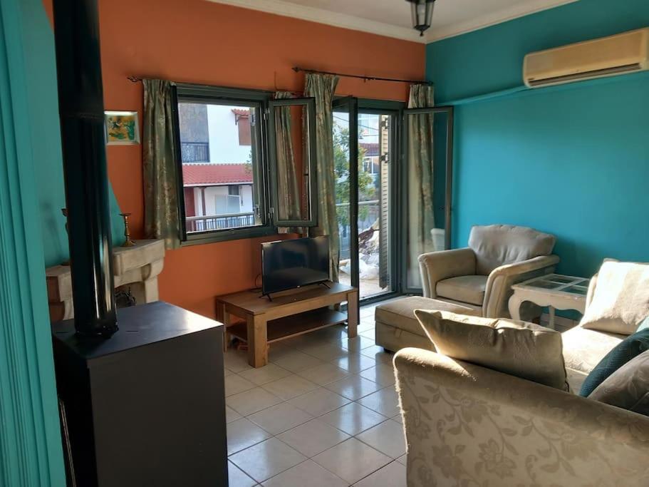 Stoupa Beachside Retro Apartment المظهر الخارجي الصورة